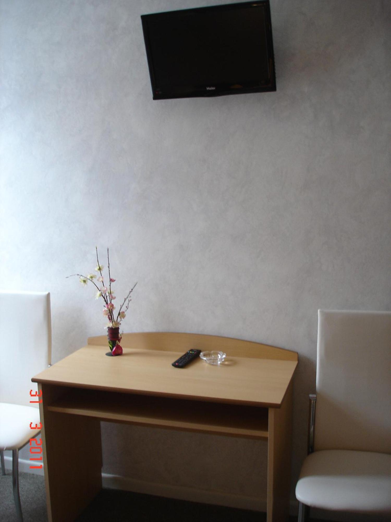 Hotel George Монмельян Экстерьер фото