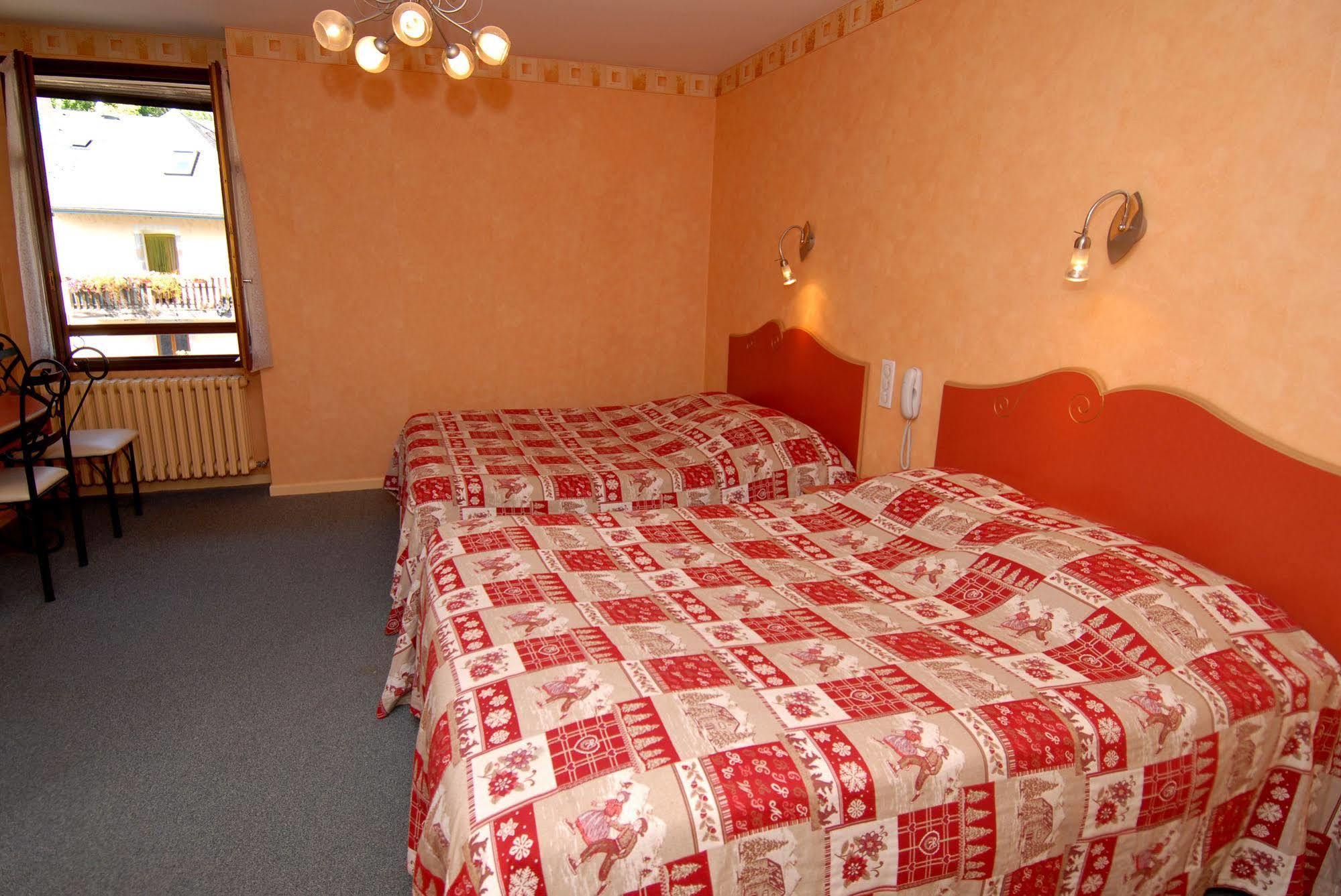Hotel George Монмельян Экстерьер фото